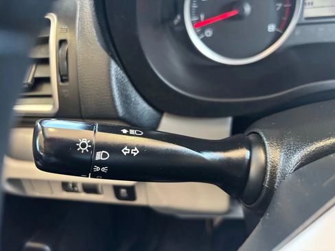 Used 2016 Subaru Forester 2.5i Premium image 12