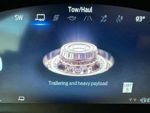 New 2026 Ford Explorer Active RWD image 44