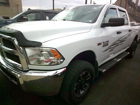 Used 2013 RAM 2500 Tradesman w/ Chrome Appearance Group image 3