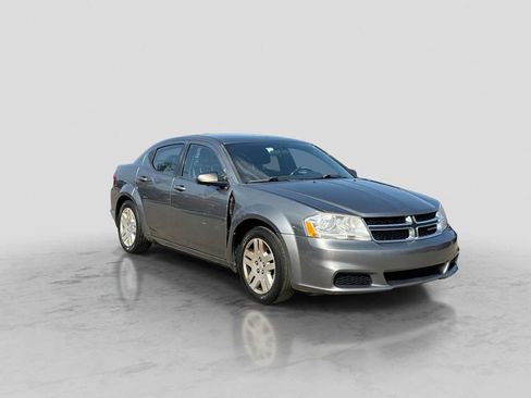 Used 2013 Dodge Avenger SE FWD image 7