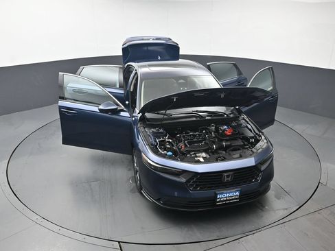 Used 2023 Honda Accord EX image 51
