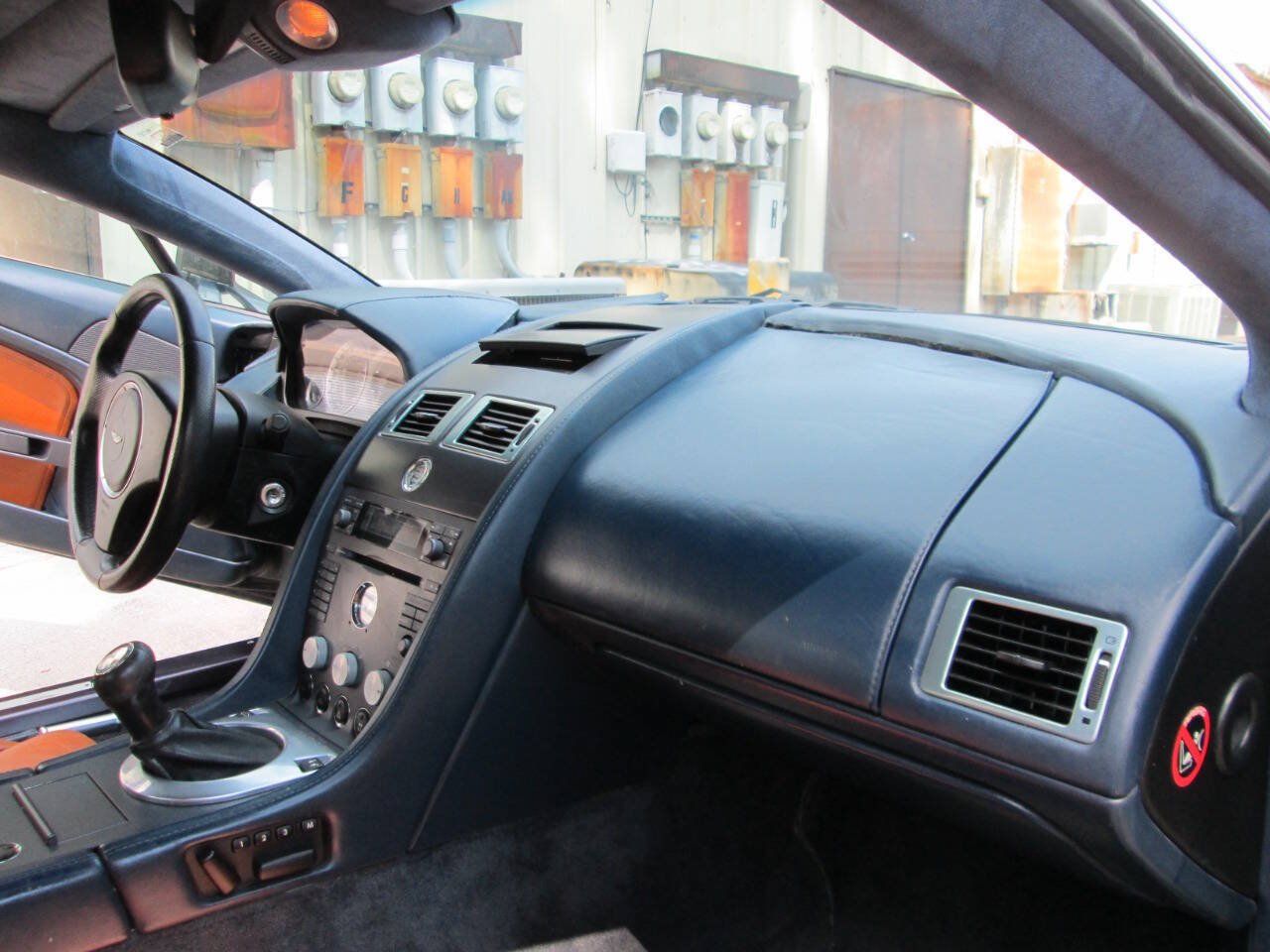 Used 2007 Aston Martin V8 Vantage Coupe RWD image 26