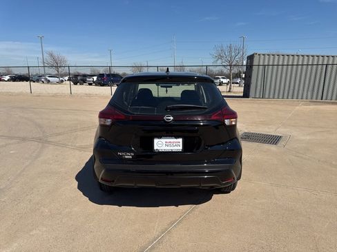 Certified 2024 Nissan Kicks S image 4