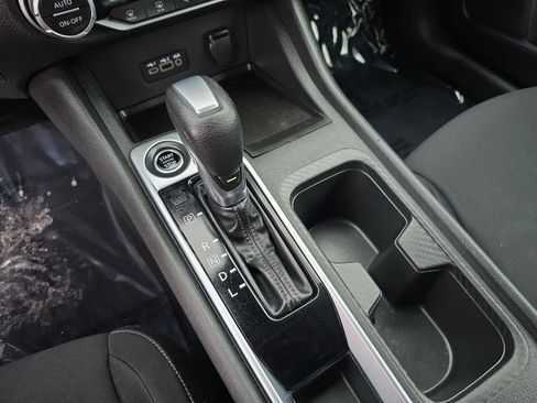 Used 2021 Nissan Sentra SV image 11