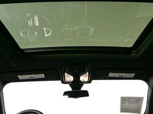 Used 2022 BMW X6 M50i w/ Executive Package image 19