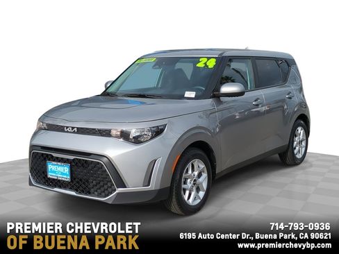 Used 2024 Kia Soul LX w/ Option Group 015 image 1