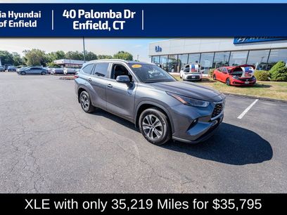 Used 2023 Toyota Highlander XLE
