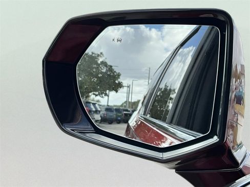 Used 2022 Chevrolet Suburban RST w/ Luxury Package image 43