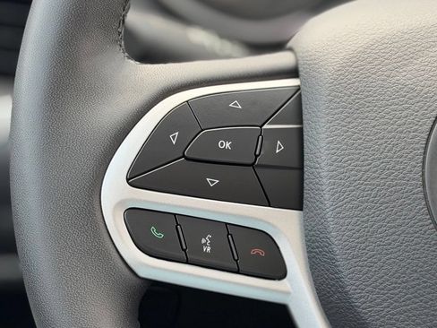 Used 2022 Jeep Cherokee Latitude w/ Sun & Sound Group AWD/4WD image 8