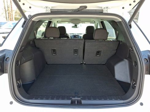 Used 2023 Chevrolet Equinox LT image 26