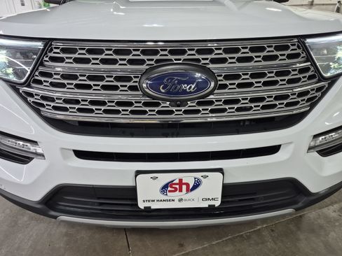 Used 2023 Ford Explorer Limited AWD/4WD image 30