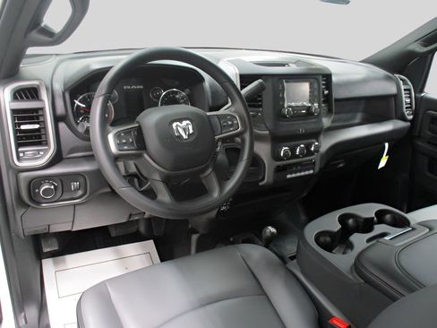 Used 2024 RAM 3500 Tradesman image 11