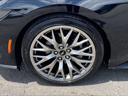 Used 2026 Ford Mustang Premium RWD image 8