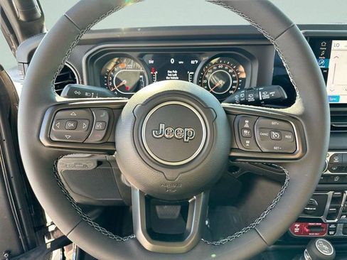New 2026 Jeep Wrangler Unlimited Rubicon w/ Technology Group AWD/4WD image 29