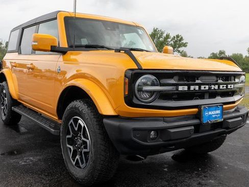 Used 2022 Ford Bronco Outer Banks AWD/4WD image 4