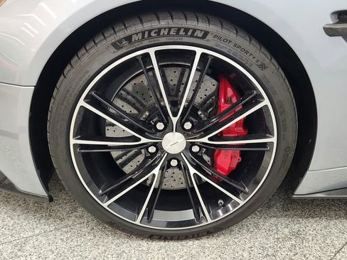 Used 2014 Aston Martin Vanquish Coupe RWD image 46