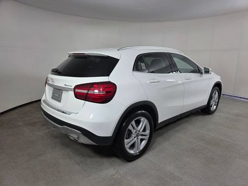 Used 2020 Mercedes-Benz GLA 250 4MATIC image 4