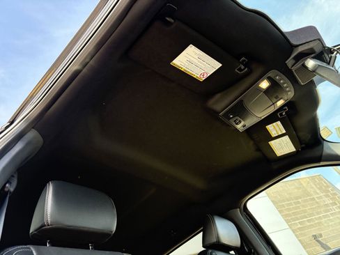 Used 2022 Ford F250 Lariat w/ Tremor Off-Road Package image 23