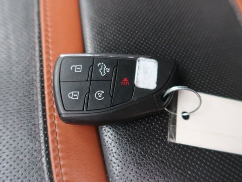 Certified 2022 GMC Sierra 1500 AT4 w/ AT4 Premium Package image 44