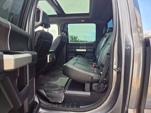 Used 2021 Ford F250 Lariat w/ Lariat Value Package AWD/4WD image 10