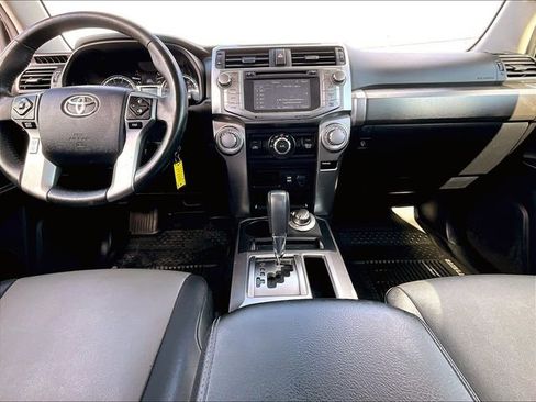 Used 2019 Toyota 4Runner SR5 Premium image 21