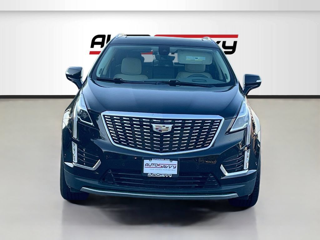 Used 2021 Cadillac XT5 Premium Luxury AWD/4WD image 2