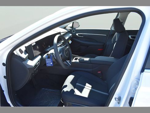 New 2026 Hyundai Sonata Blue FWD image 10