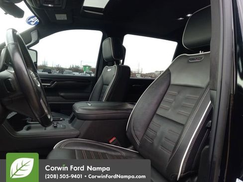 Used 2024 GMC Sierra 2500 AT4X image 24