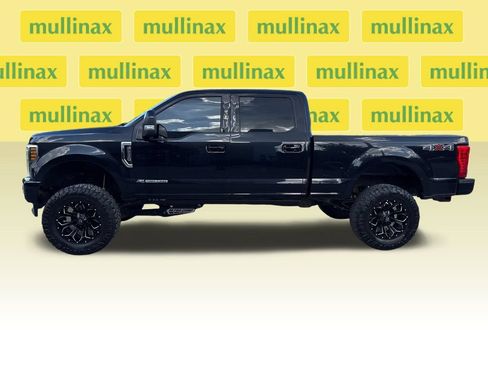 Used 2019 Ford F250 Lariat w/ Lariat Value Package AWD/4WD image 13