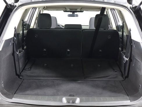 Used 2024 Nissan Pathfinder S image 17