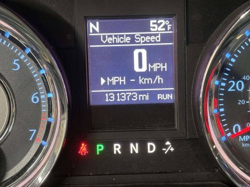 Used 2015 Chrysler Town & Country Touring-L w/ Driver Convenience Group FWD image 35