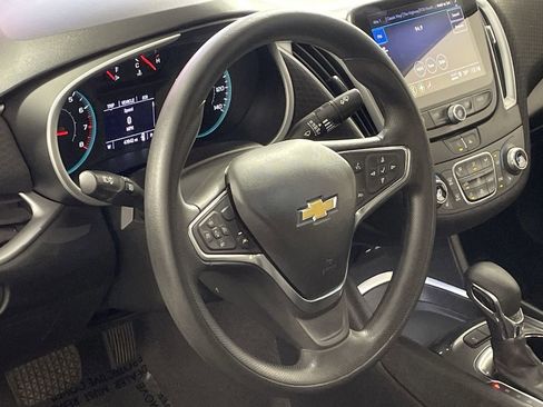 Used 2024 Chevrolet Malibu LT image 13