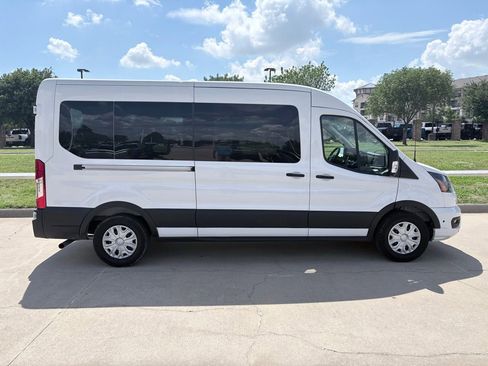 Used 2025 Ford Transit 350 XLT RWD image 3