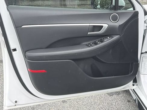 Certified 2025 Hyundai Sonata SEL FWD image 11