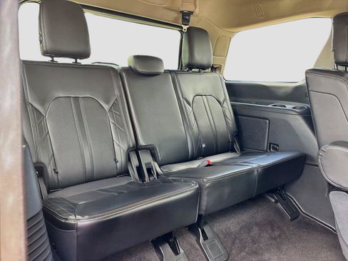 Used 2020 Ford Expedition Platinum RWD image 29