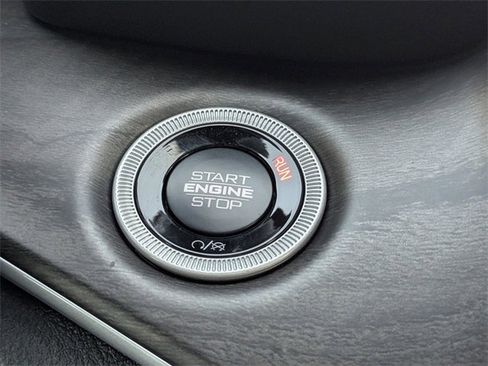 New 2025 Jeep Grand Cherokee Limited image 29