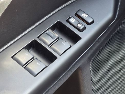 Used 2014 Lexus CT 200h image 29