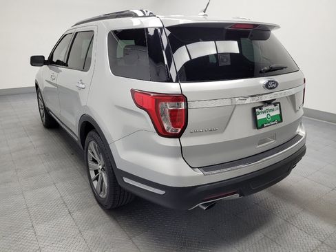Used 2018 Ford Explorer Limited w/ Ford Safe & Smart Package FWD image 5