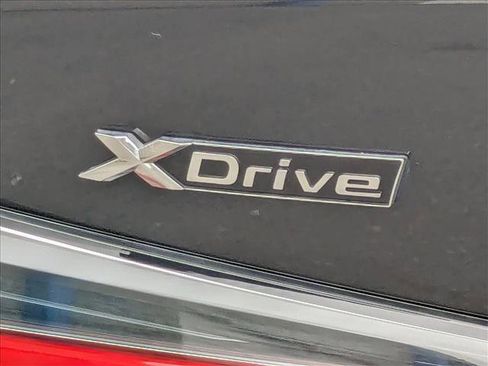 Used 2021 BMW 430i xDrive Coupe w/ M Sport Package image 10