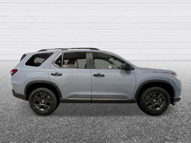 New 2026 Honda Pilot TrailSport image 8