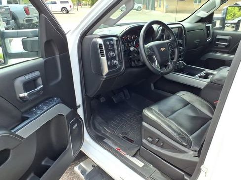 Used 2018 Chevrolet Silverado 3500 LTZ w/ Duramax Plus Package AWD/4WD image 10