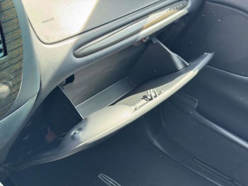 Used 2002 Lincoln Blackwood image 32