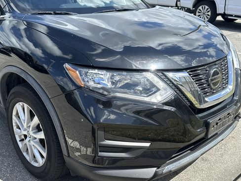 Used 2018 Nissan Rogue SV image 7