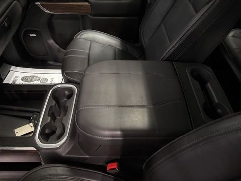 Used 2023 Chevrolet Silverado 2500 High Country image 20