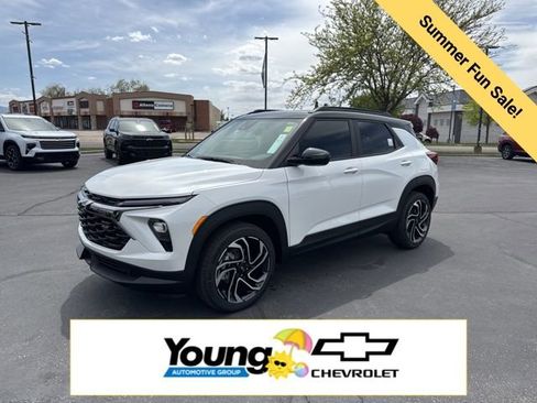New 2026 Chevrolet TrailBlazer RS w/ Convenience Package AWD/4WD image 3