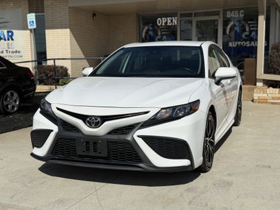 Used 2021 Toyota Camry SE