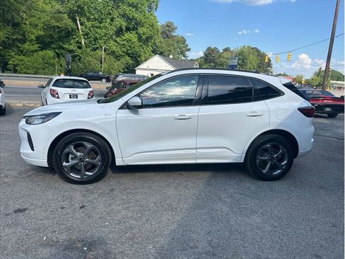 Used 2023 Ford Escape ST-Line Select w/ Tech Pack #1 AWD/4WD image 4