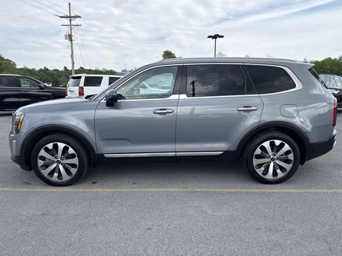 Used 2020 Kia Telluride S w/ S 8 Passenger Seating Package AWD/4WD image 7