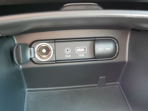 Used 2020 Kia Sorento LX w/ LX I4 Convenience Package AWD/4WD image 33