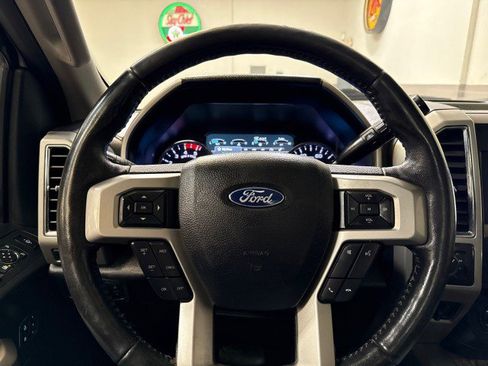 Used 2018 Ford F250 Lariat w/ Lariat Ultimate Package image 25